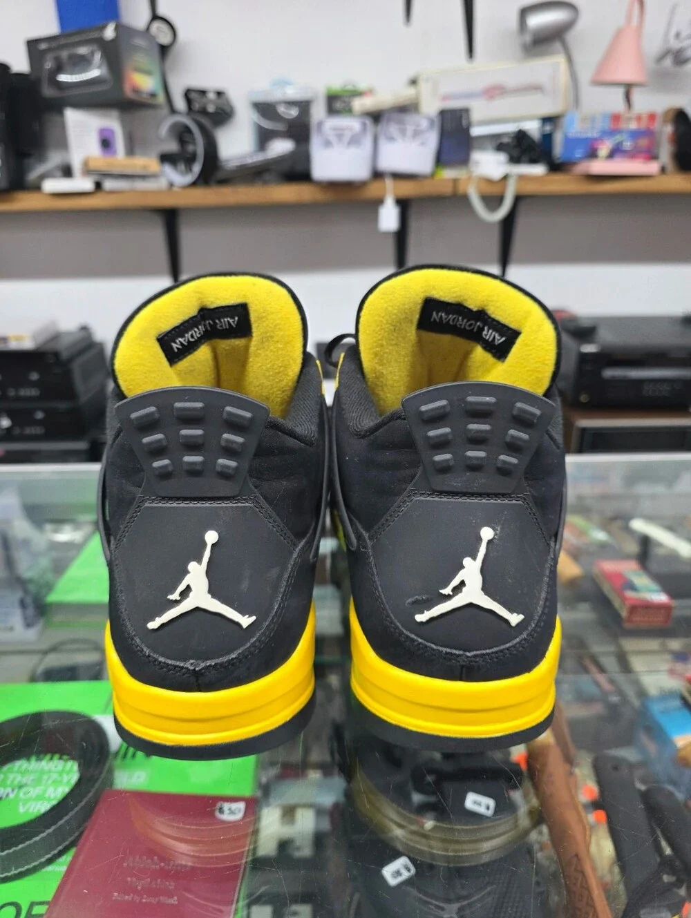 Nike Air Jordan 4 Retro Thunder Black/Tour Yellow DH6927-017 2023 Size 13